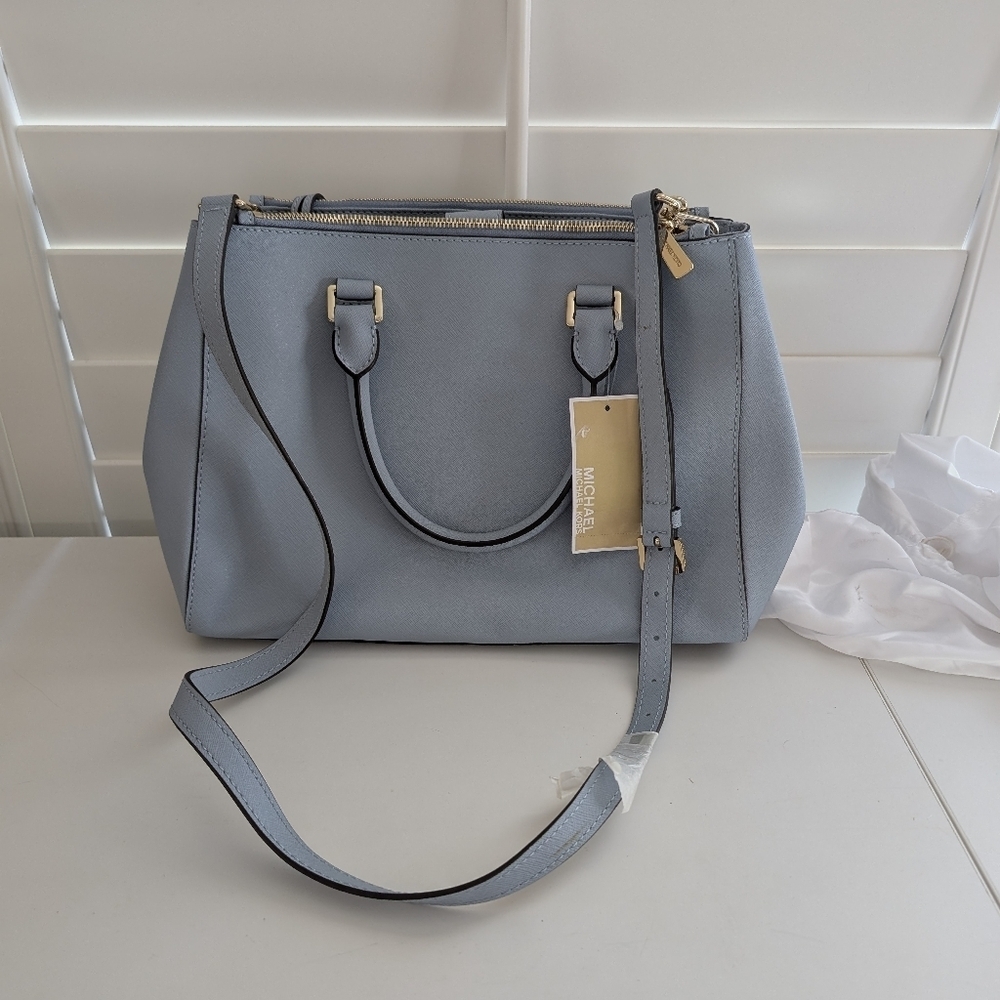 🥁 MICHAEL Michael Kors Sutton Pale Blue Medium Satchel